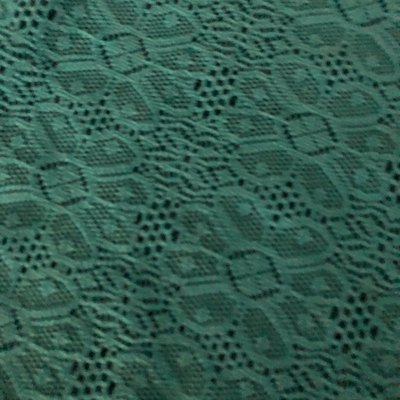 Top - Picture 2 of 3